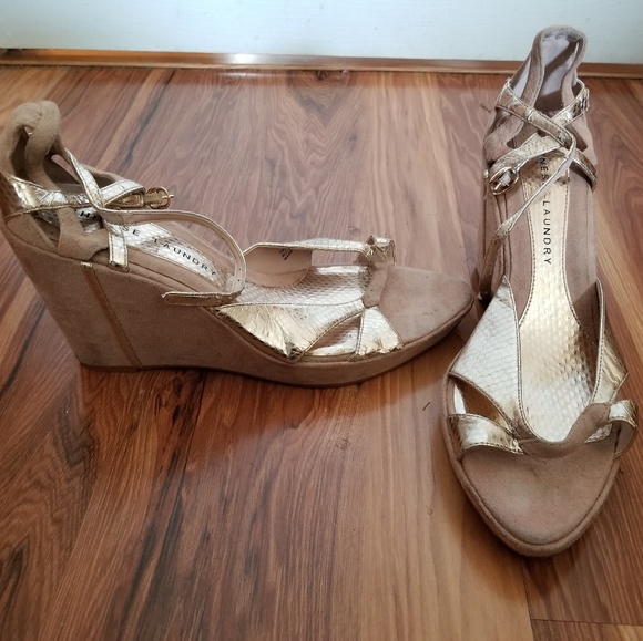 Chinese Laundry sandals - Picture 2 of 2